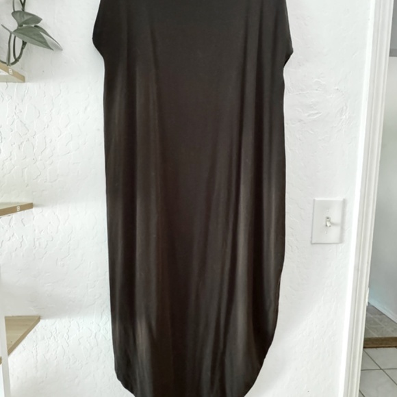 Universal Standard Iconic Geneva Dress XS (10-12) in Black - Picture 6 of 7